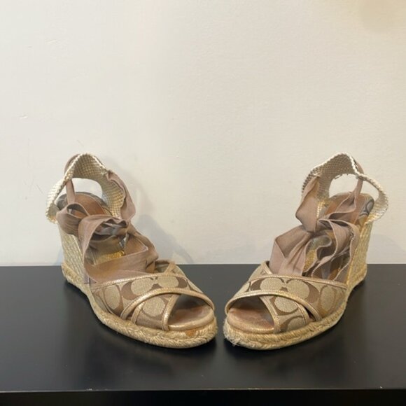 COACH women’s MILA LACE UP SANDAL SIZE 9B Khaki/Gold wedge open toe ankle strap - Picture 5 of 13